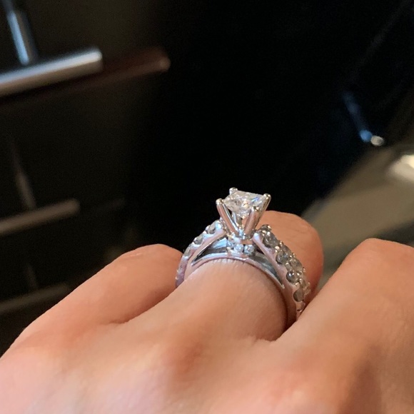 SOLD Diamond Engagement / Wedding set - Picture 9 of 9